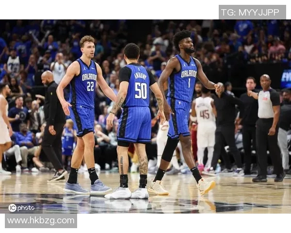 怀特高效30分助力绿军轻松战胜魔术班凯罗虽砍36分难救球队