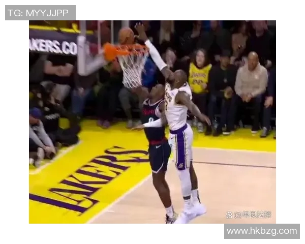 八村塁助攻 詹姆斯三分空心入网