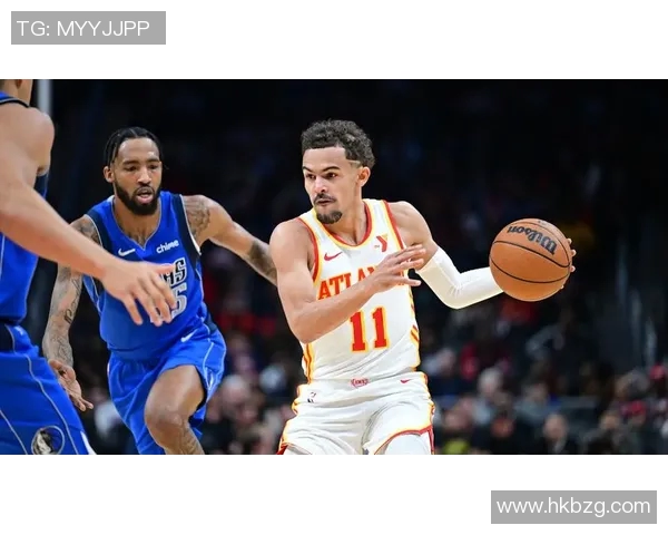 特雷-杨膝盖遭队友压伤痛苦退场