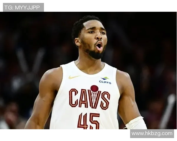 组织能力见涨！热火米切尔15投7中砍下16分6篮板12助攻